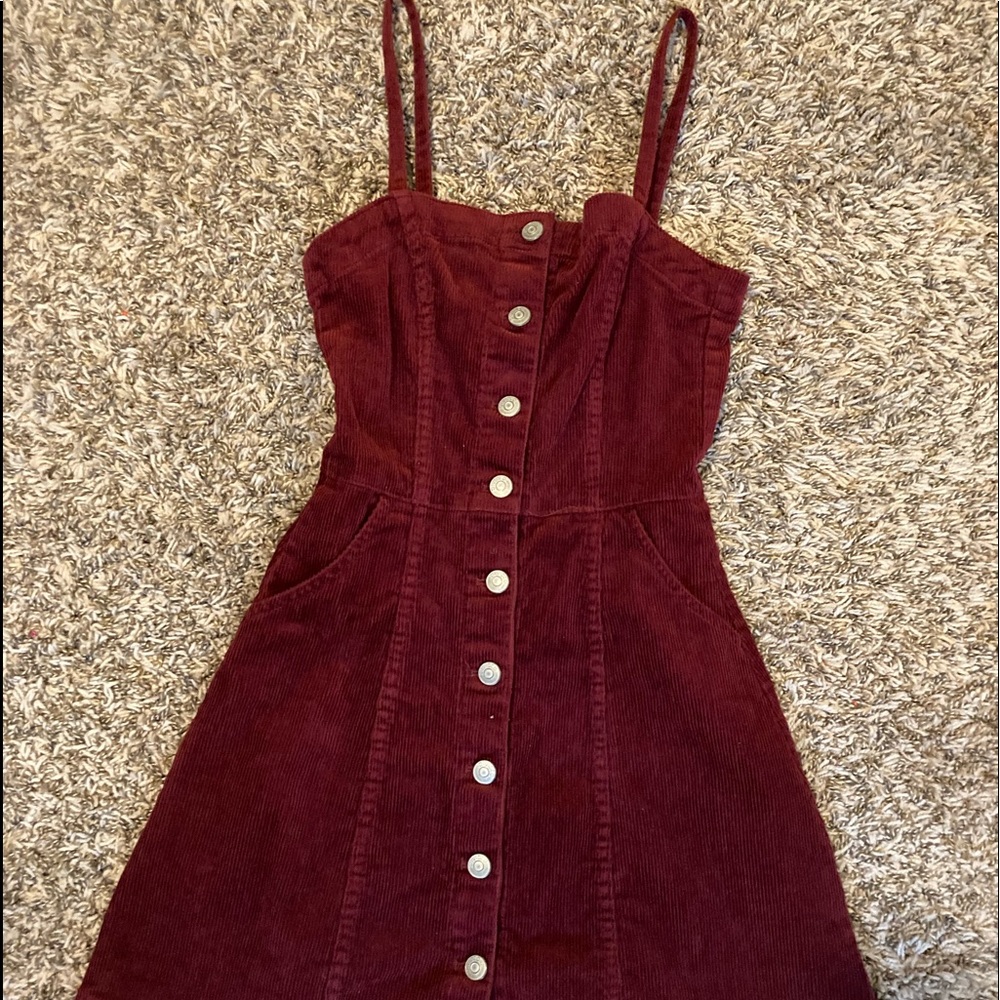 Super cute maroon dress